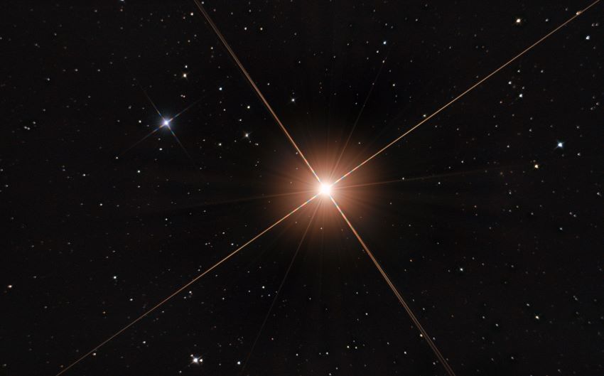 Arktur (α Bootis) — Astrofoto aufgenommen im Allgäu von Merlin Gail