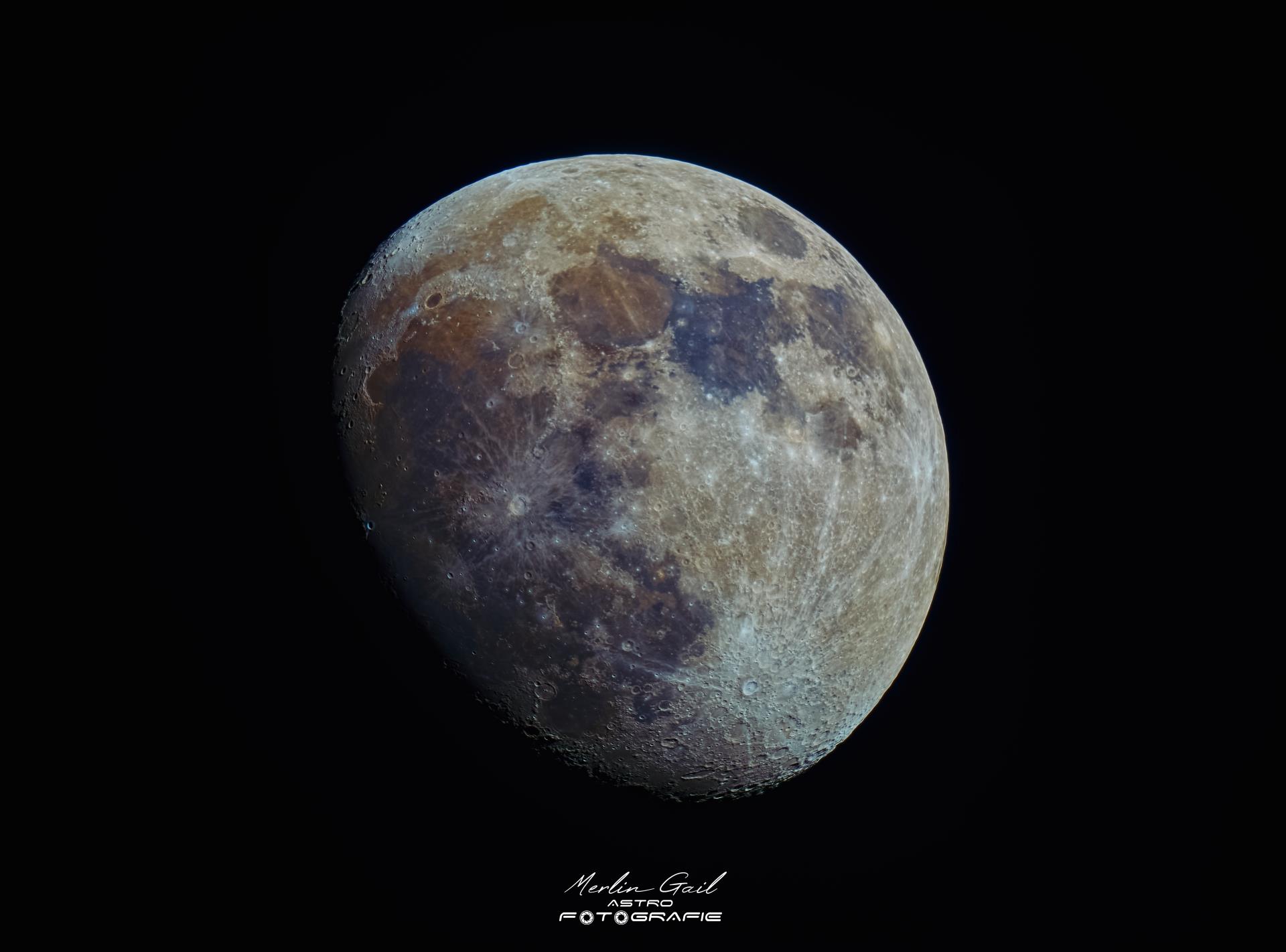 Mineralmond (Mond) — Astrofoto aufgenommen im Allgäu von Merlin Gail